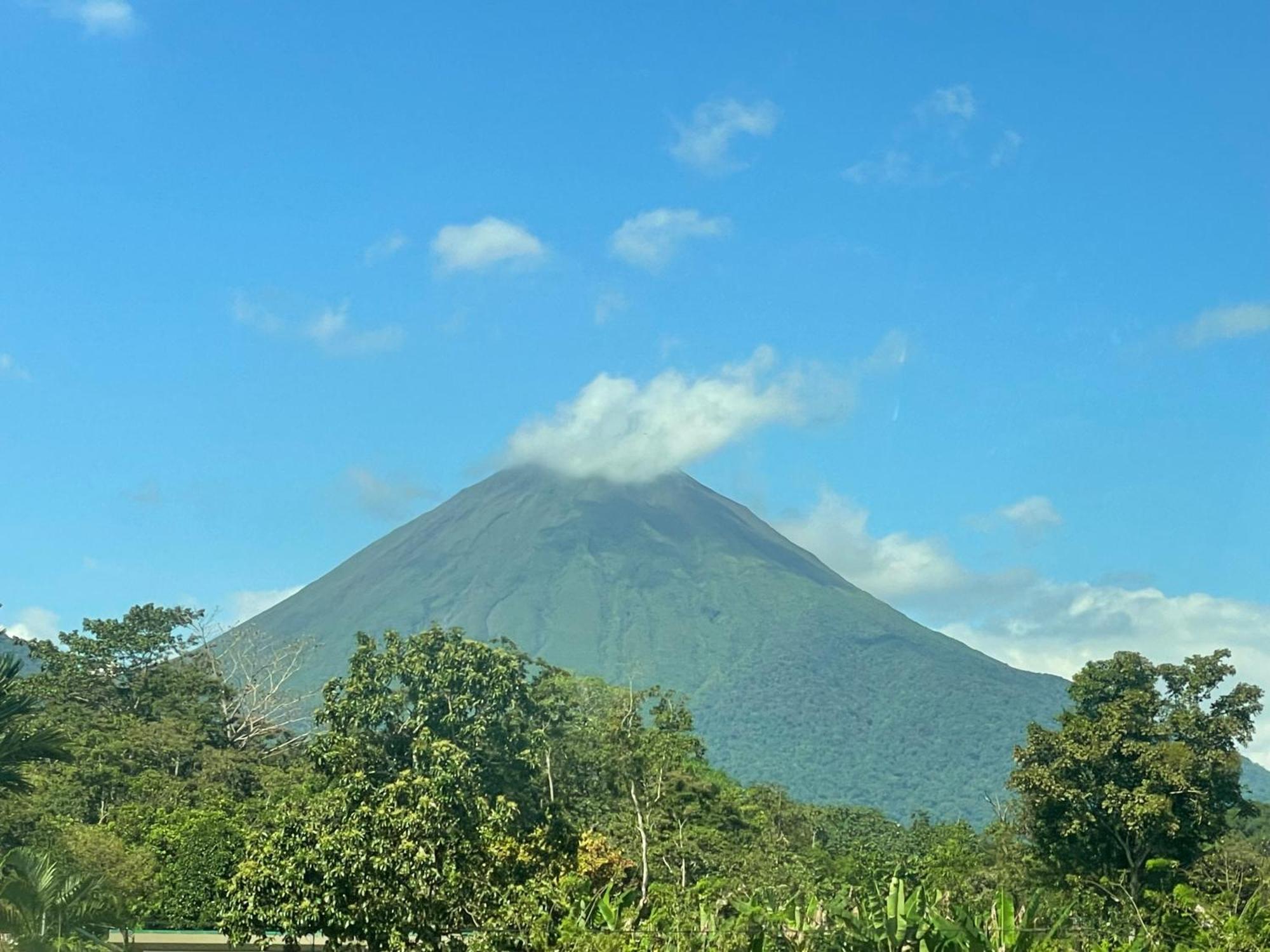 Hotel Tierra De Volcanes La Fortuna 외부 사진