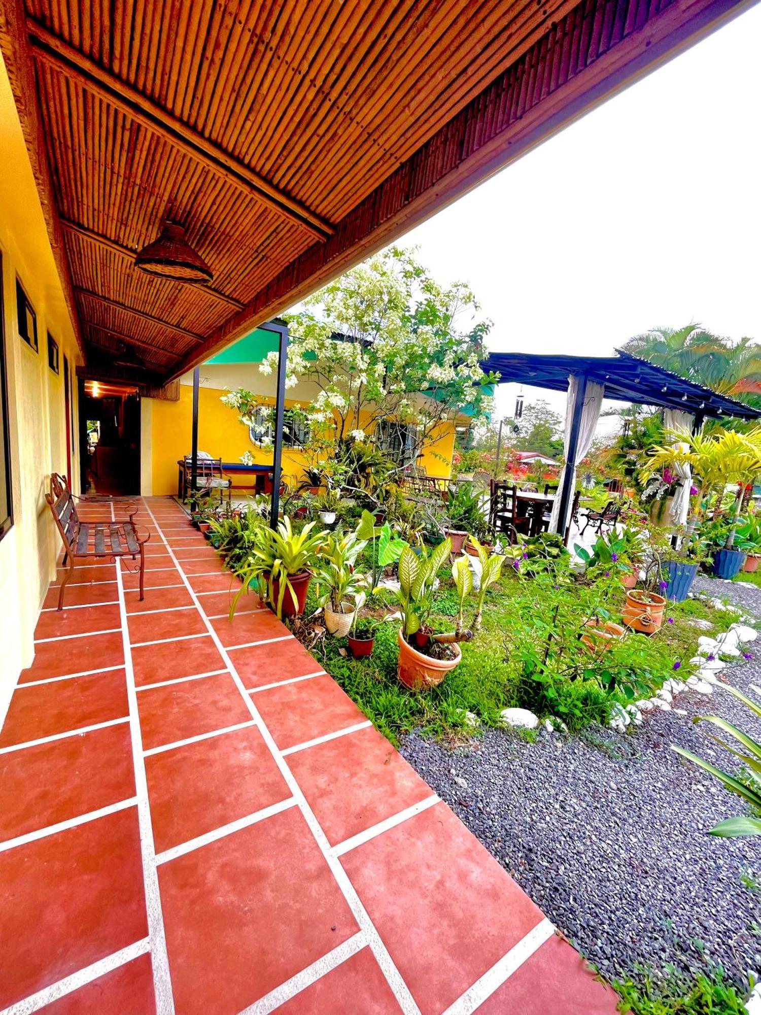 Hotel Tierra De Volcanes La Fortuna 외부 사진