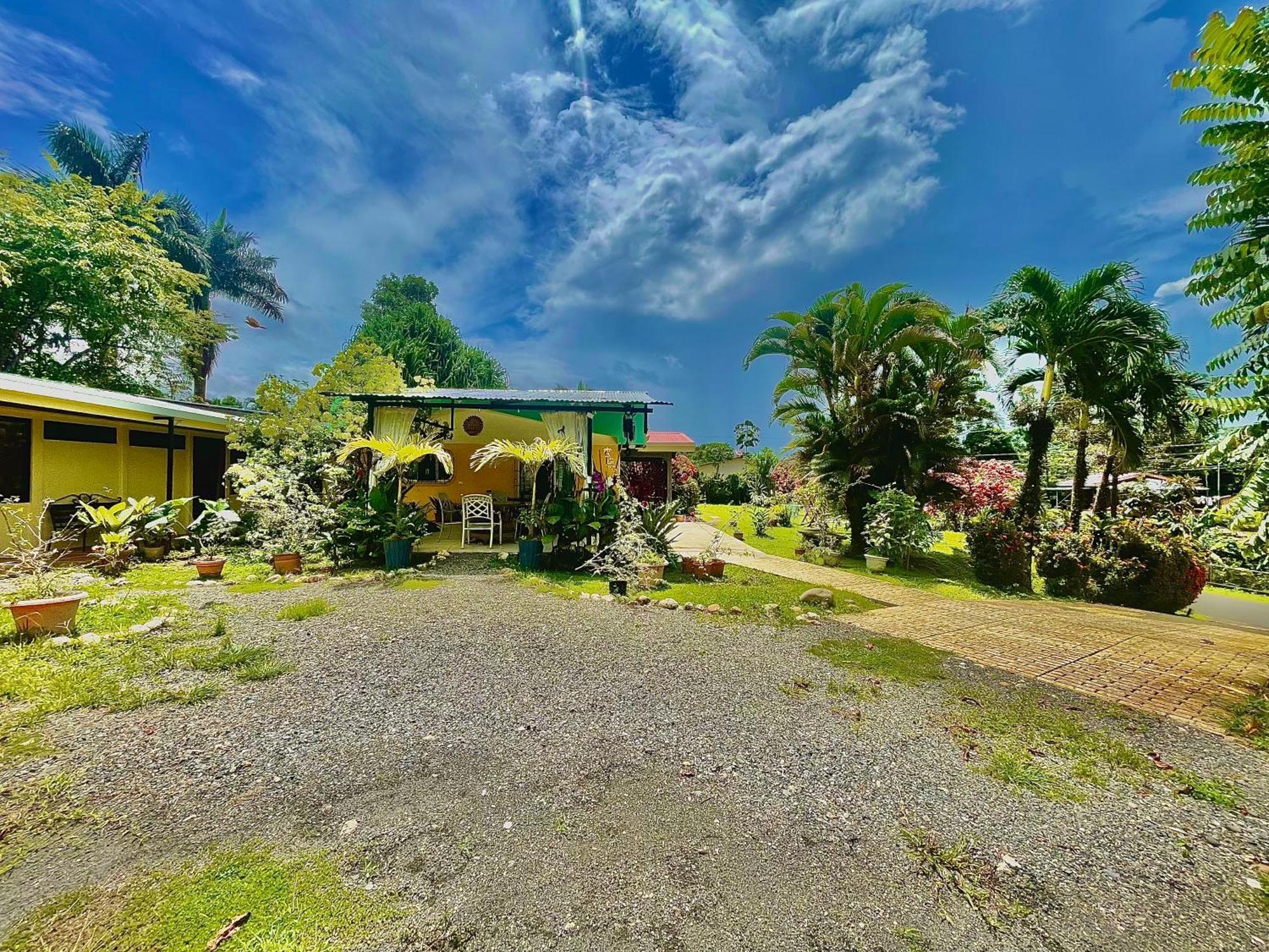 Hotel Tierra De Volcanes La Fortuna 외부 사진